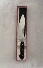 ZWILLING Pro Kompakt Şef Bıçağı | Özel Formül Çelik | 18 cm