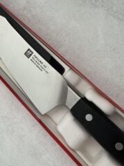 ZWILLING Pro Kompakt Şef Bıçağı | Özel Formül Çelik | 18 cm